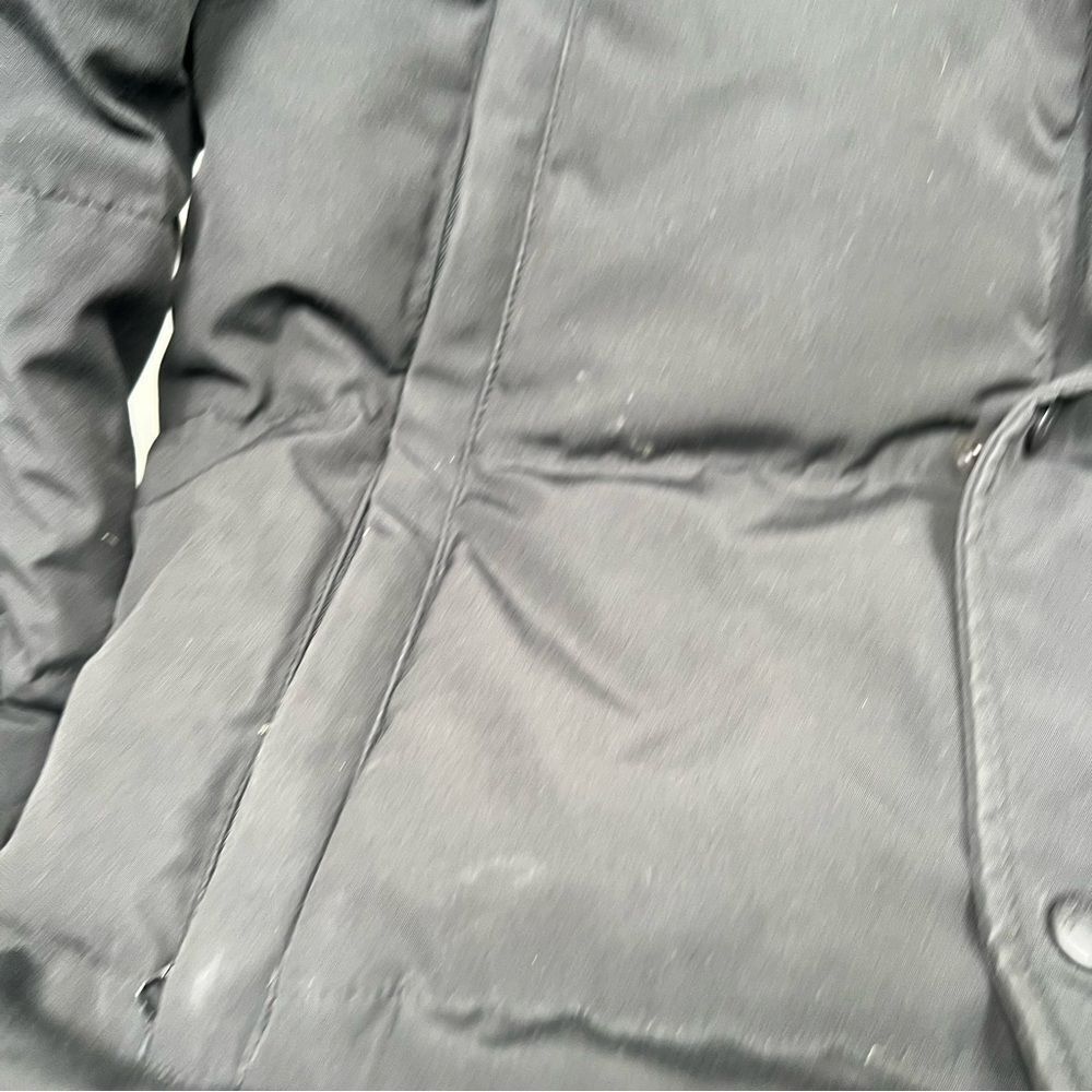 Canada Goose Women's Black Puffer Down Winter Jacket Size M - Picture 5 of 14